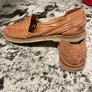 Espiritu Sol Classics Huarache Sandals